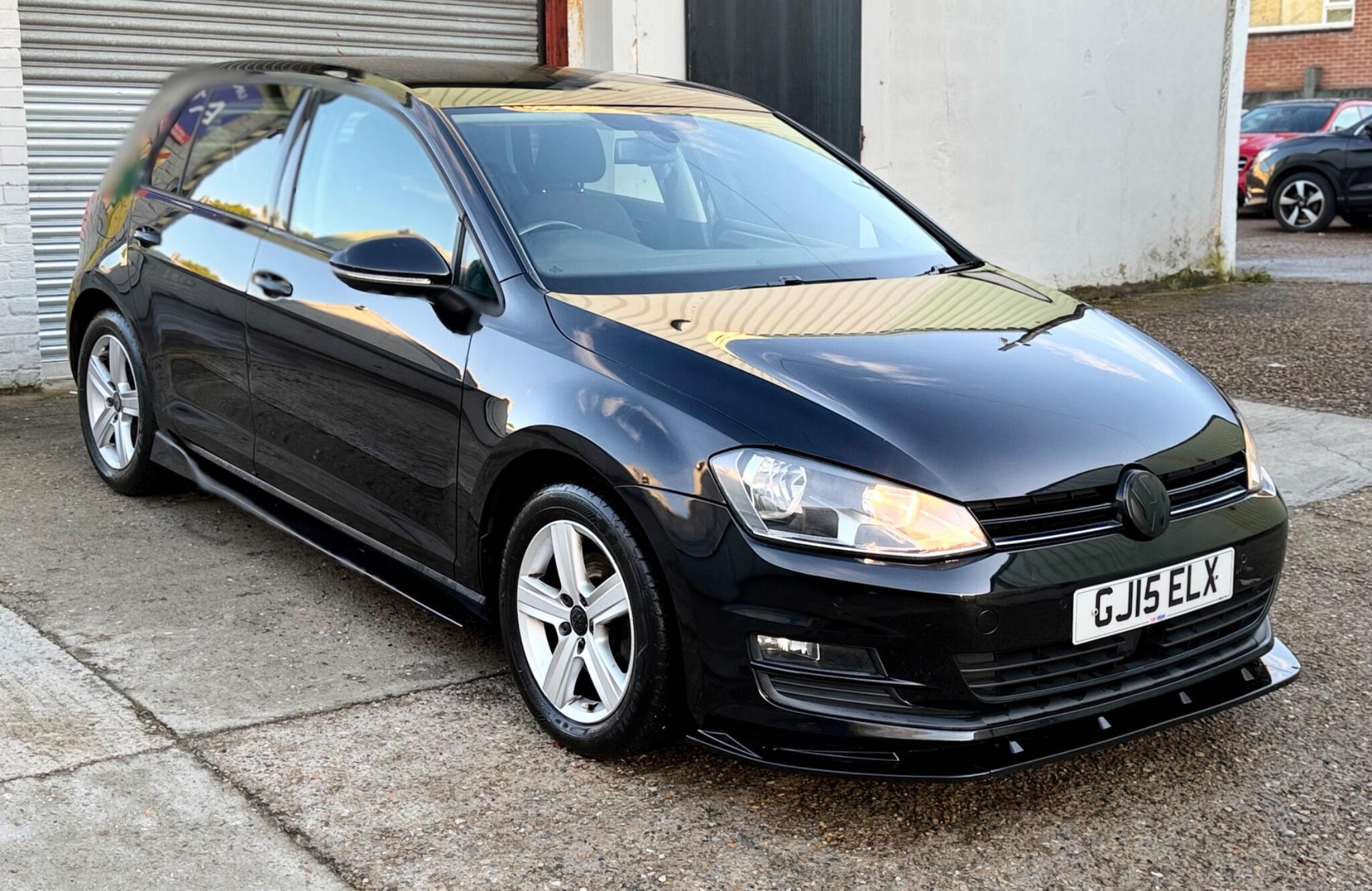 Volkswagen Golf Left Side